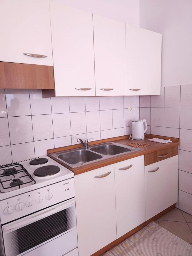 Lorena Apartments In Pula Exterior photo