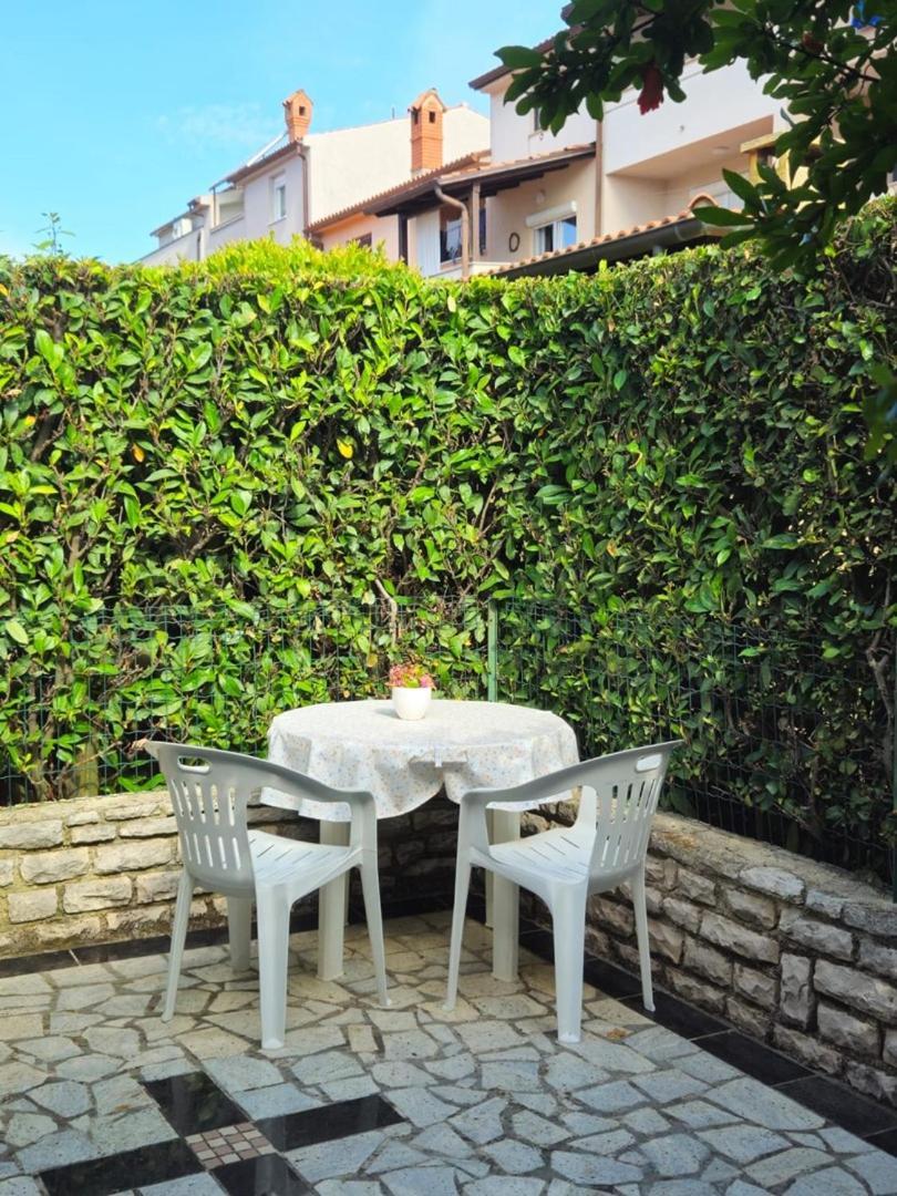Lorena Apartments In Pula Exterior photo